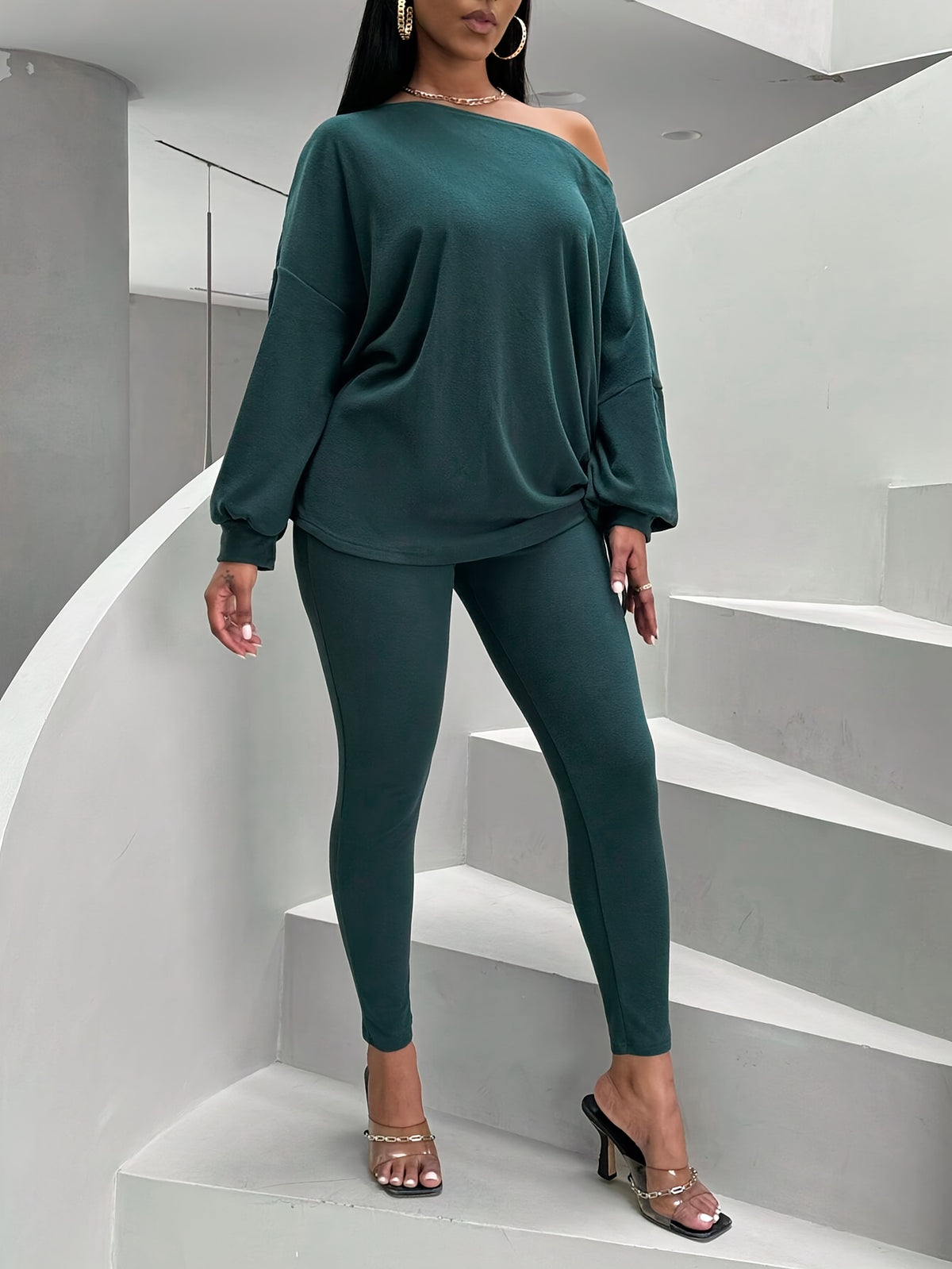Ensemble 2 pièces pour femme - Haut asymétrique à manches lanterne et leggings moulants