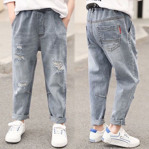 Loom & Soul Boys’ Denim Trousers – Letter Print Kids’ Jeans with Comfortable Fit and Durable FabricLoom & Soul Boys’ Denim Trousers – Letter Print Kids’ Jeans with Comfortable Fit and Durable Fabric