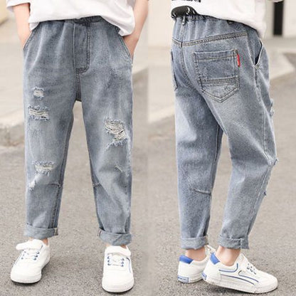 Loom & Soul Boys’ Denim Trousers – Letter Print Kids’ Jeans with Comfortable Fit and Durable FabricLoom & Soul Boys’ Denim Trousers – Letter Print Kids’ Jeans with Comfortable Fit and Durable Fabric