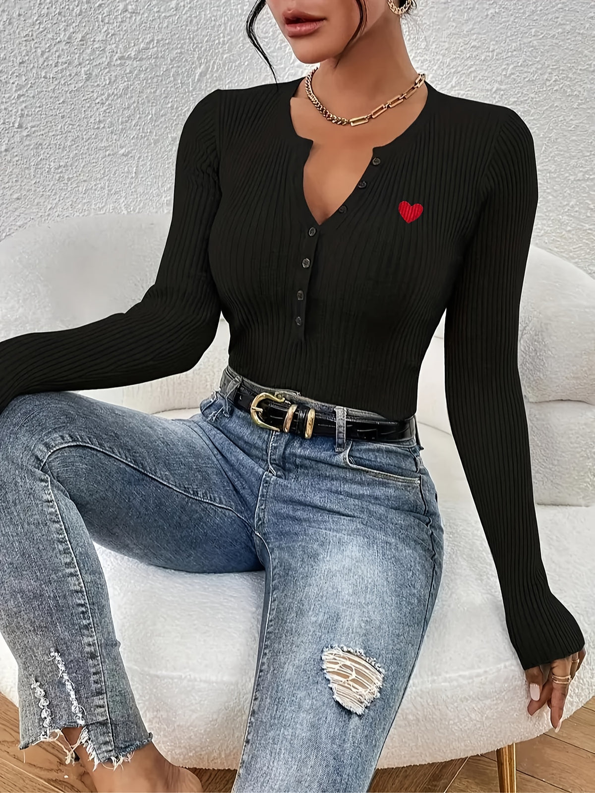 Elegant V-Neck Button Sweater – Women’s Soft Long Sleeve Fall/Winter Knit