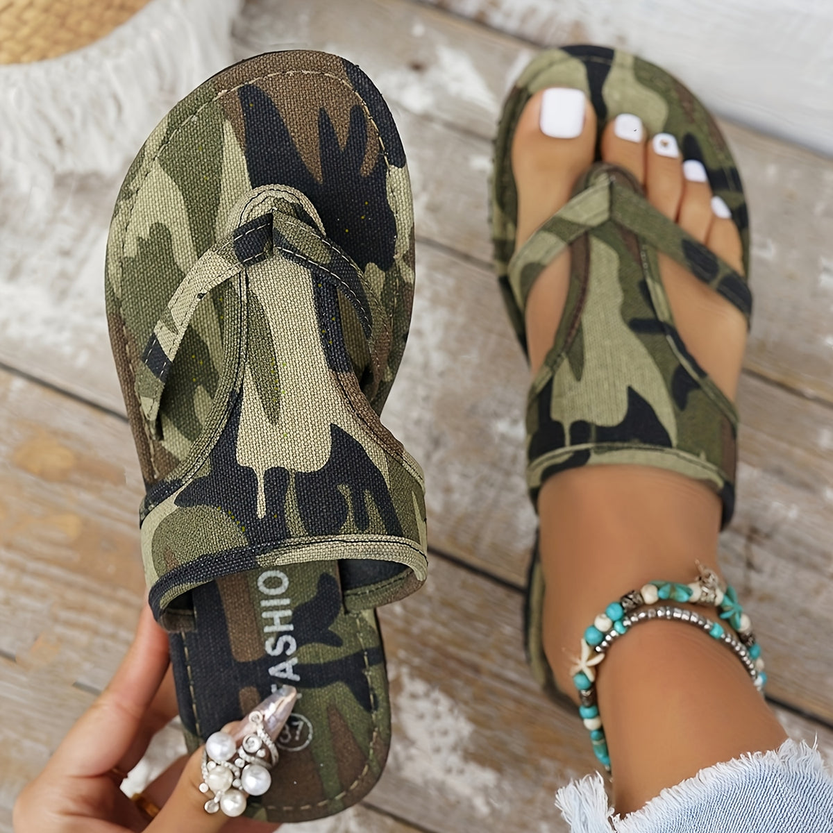 Sandales plates camouflage – Tongs militaires vertes à semelle épaisse