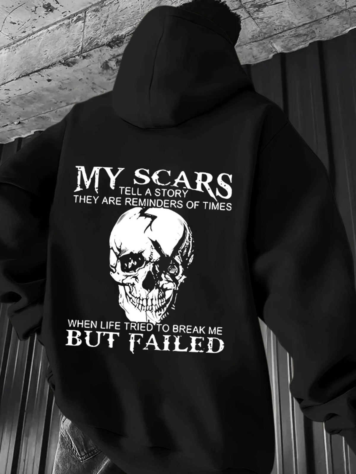 Sudadera con capucha para hombre "Mis cicatrices cuentan una historia" – Estampado trasero de calavera motivacional