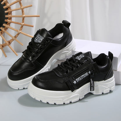 Baskets montantes Loom & Soul™ à lacets et fermeture éclair latérale – Chaussures décontractées pour femmes en PU à semelle épaisse avec motifs cousus contrastés