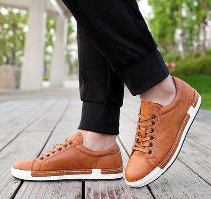 Chaussures homme artisanales Loom & Soul – Baskets basses à lacets, talon plat, semelle antidérapante en caoutchouc, intérieur en PU et semelle intérieure amortie