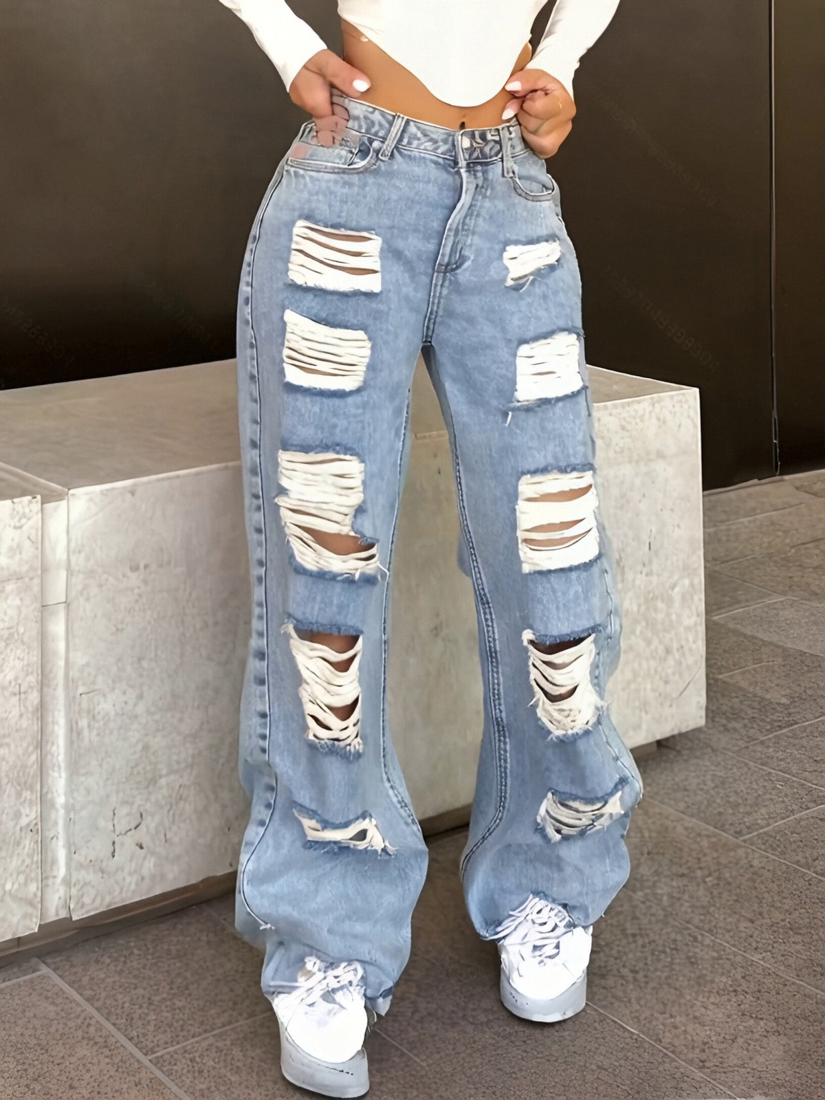 Jean Large Coupe Vintage Effet Délavé – Denim Urbain Bleu Lavé Classique
