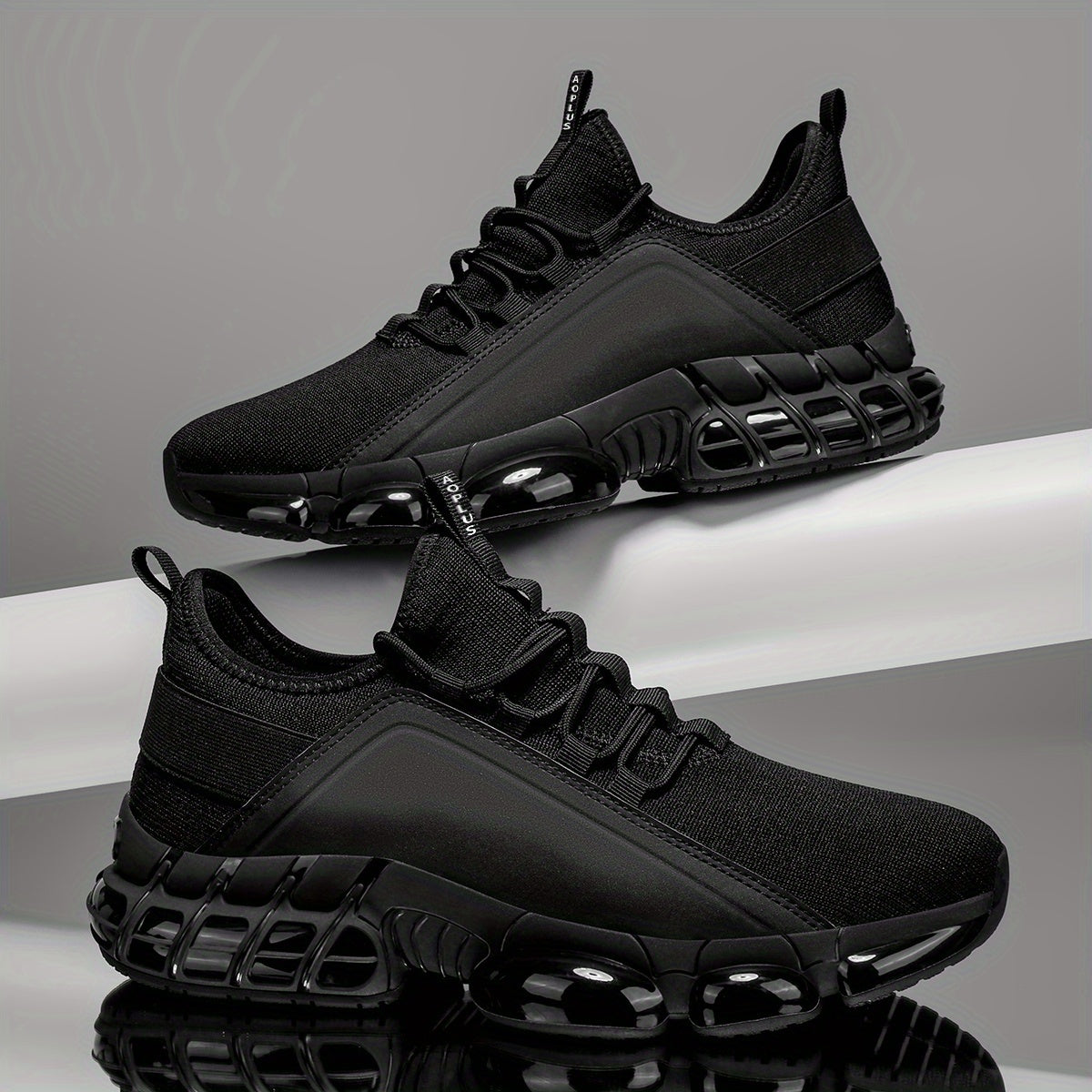 Men’s Lightweight Running Shoes – Breathable Low-Top Trainers