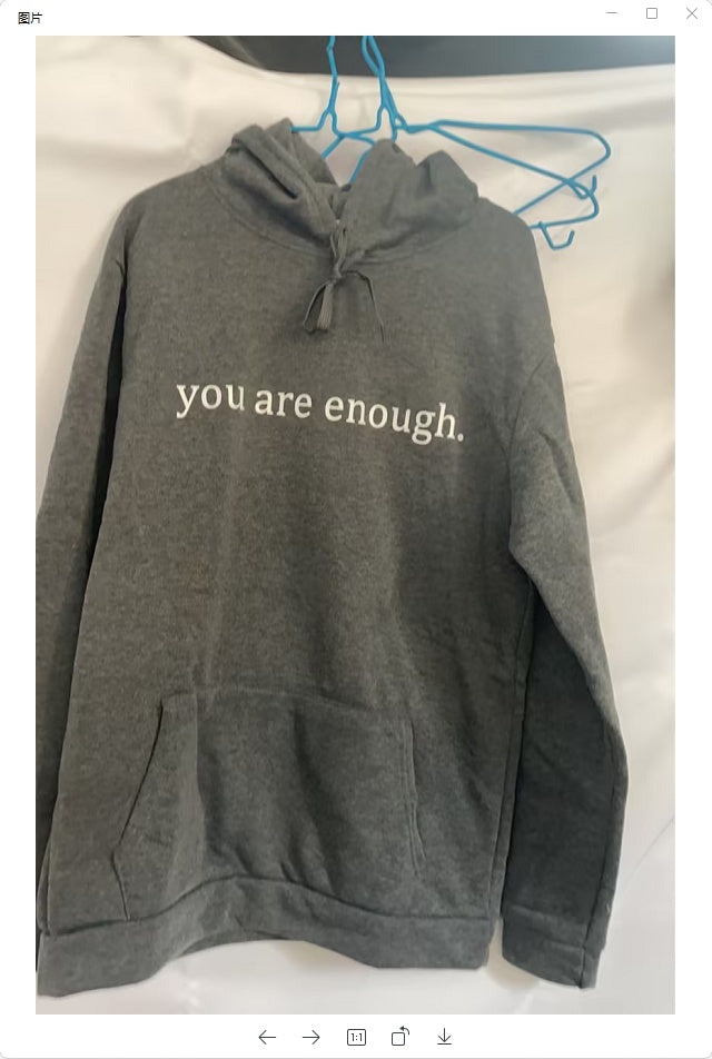 Loom & Soul – Sweat à capuche « Dear Person Behind Me » – Pull molletonné imprimé pour femme avec poche kangourou et cordon de serrage (Unisexe, plusieurs couleurs)