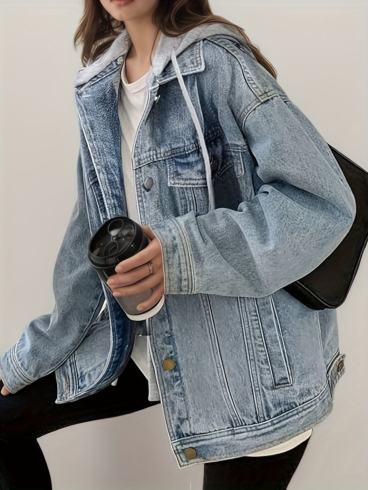 Veste en jean ample à capuche pour femme – Coupe rétro légère