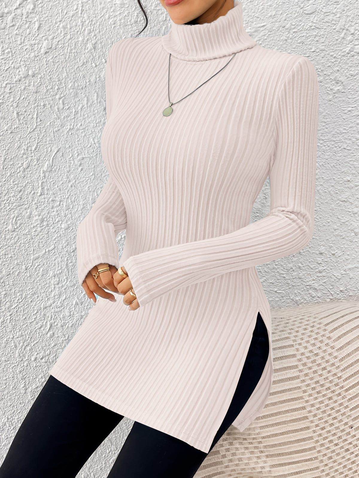 Haut élégant à col roulé pour femme – Tricot doux à manches longues et col montant