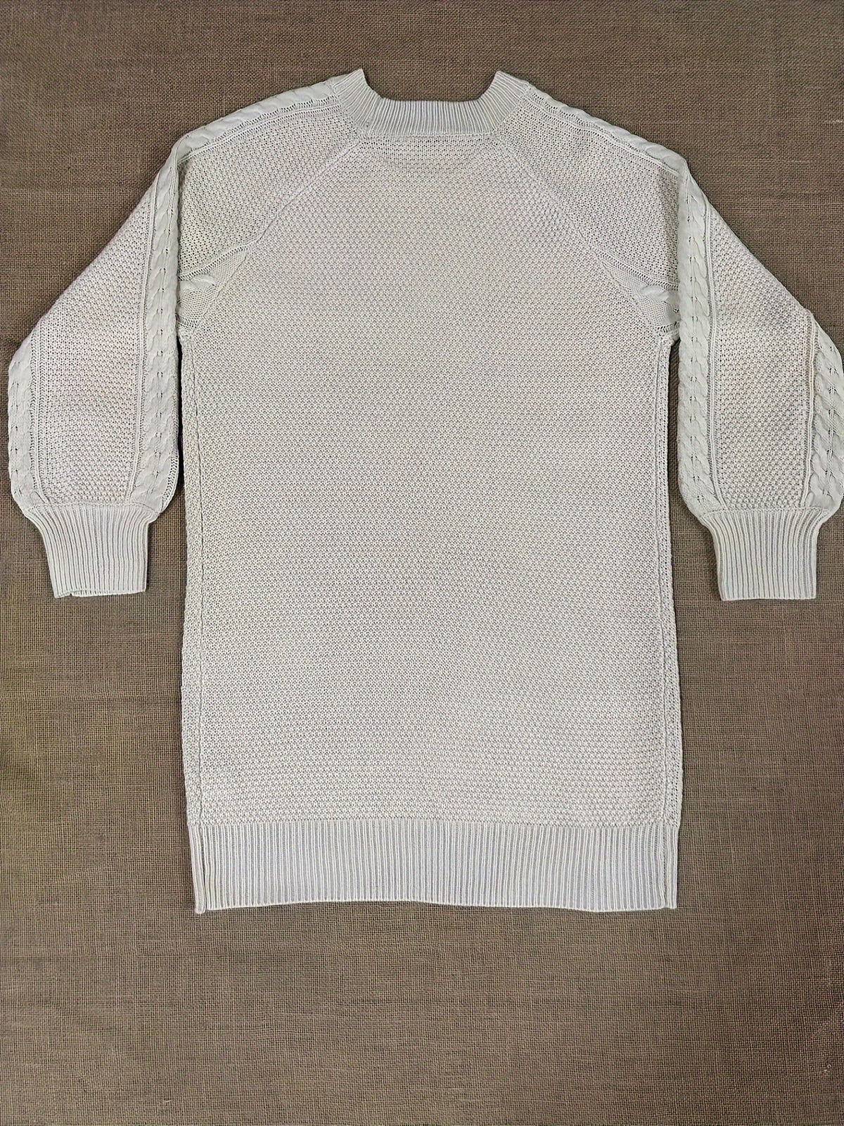 Pull Vika femme – Col rond ample en maille mi-longue