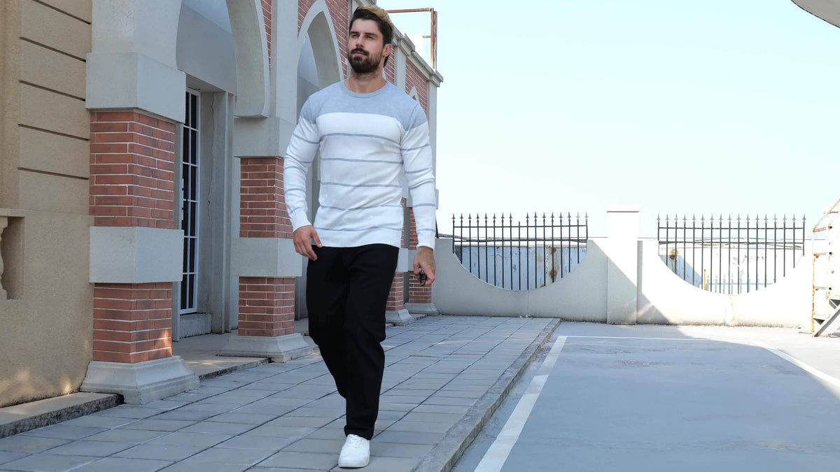 Men’s Navy Striped Knit Sweater – Casual Crew Neck Pullover