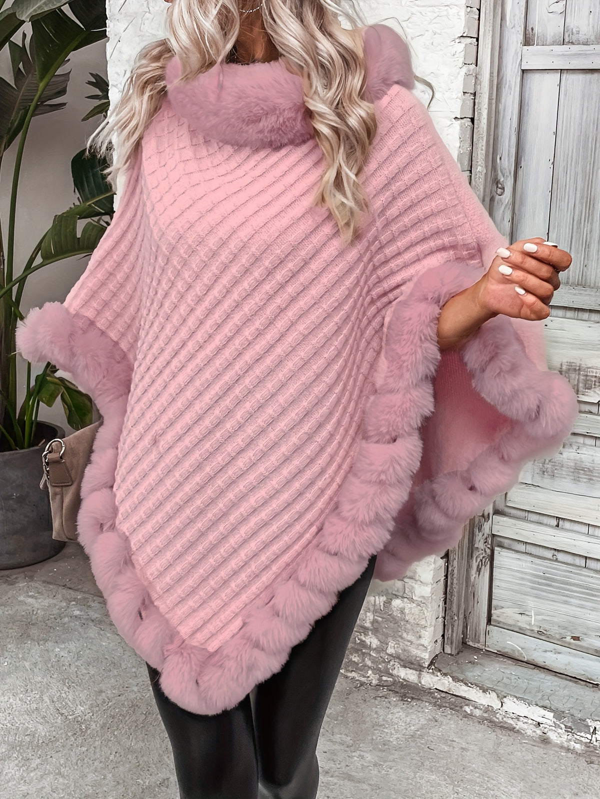 Women’s Faux Fur Cape Coat – Elegant Plush Collar Winter Outerwear