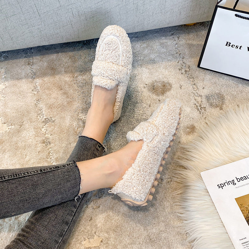 Loom & Soul Women’s Winter Plush Flats – Warm Lamb Wool Slip-On Loafers with Soft Lining and Flat Heel