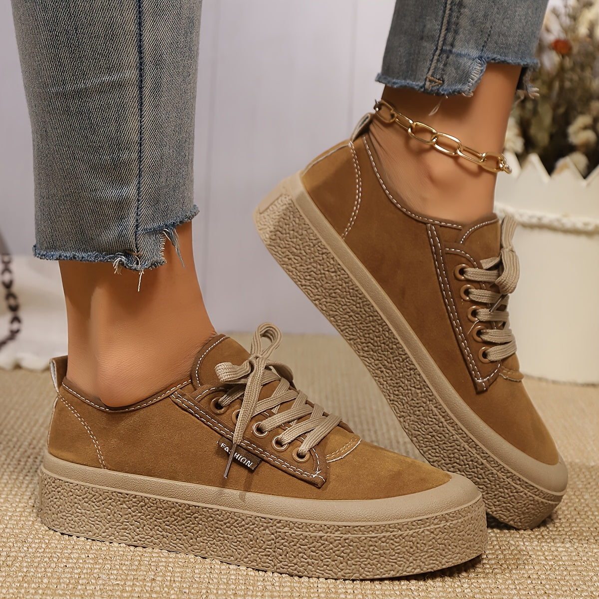 Baskets basses minimalistes à lacets pour femme – Chaussures décontractées polyvalentes
