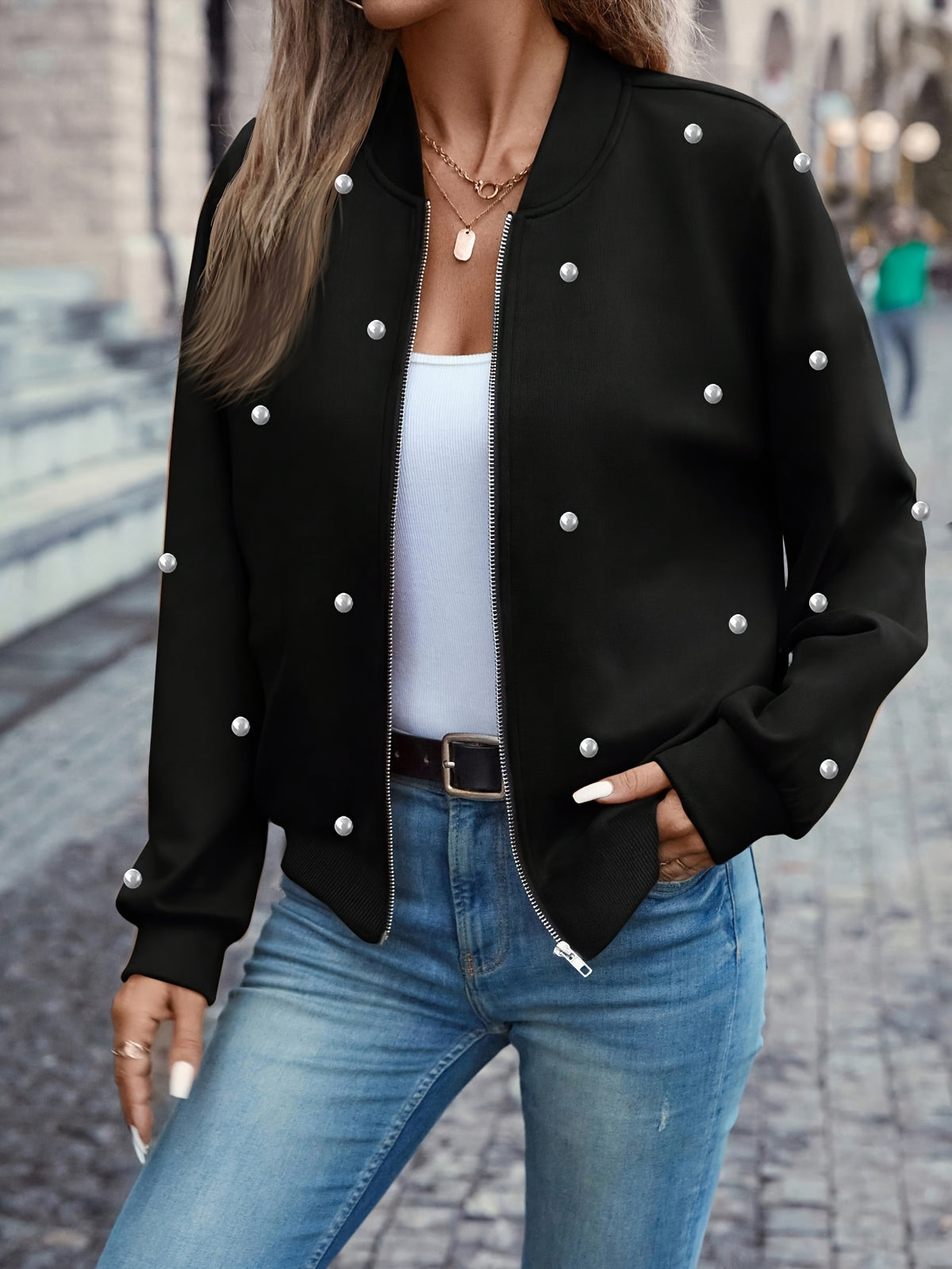 Veste de baseball ornée de perles – Vêtement d'extérieur élégant boutonné pour femme