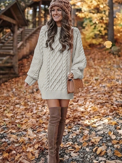Pull Vika femme – Col rond ample en maille mi-longue