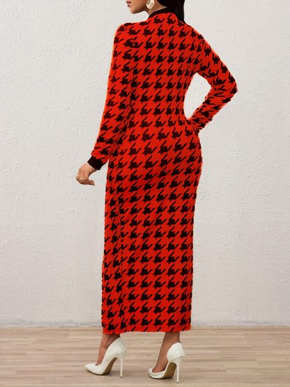 Robe moulante à col montant en pied-de-poule – Robe élégante à manches longues en tricot