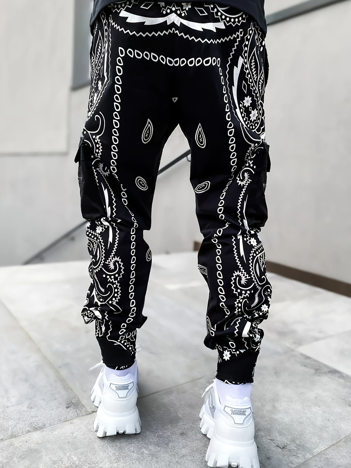 Pantalon cargo de jogging géométrique pour homme – Coupe ample avec poches zippées