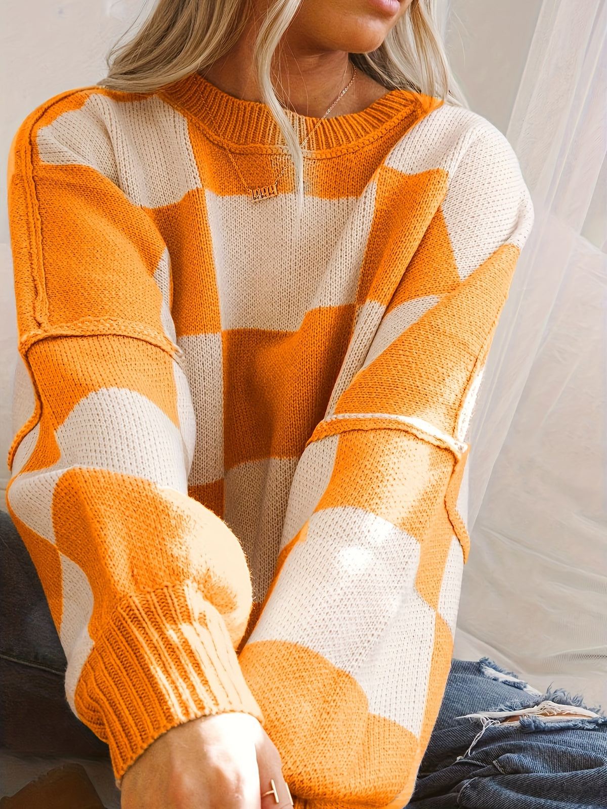 Checkered Knit Sweater – Cozy Fall/Winter Crewneck Plaid Pullover
