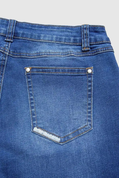 Women’s Slim Fit Jeans – Everyday Versatile Denim (T217)