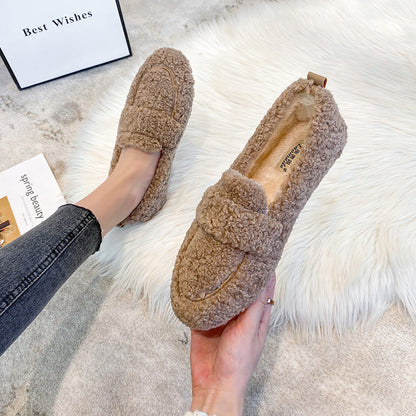 Loom & Soul Women’s Winter Plush Flats – Warm Lamb Wool Slip-On Loafers with Soft Lining and Flat Heel