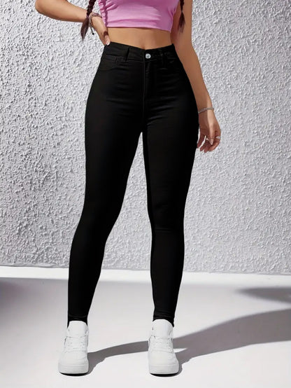 Classic Skinny Jeans – Slim Fit Everyday Denim