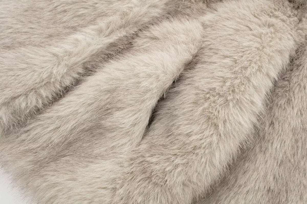 Veste à revers en fausse fourrure HH LuxeFur™ – Chaleur élégante pour l'Automne & l'Hiver 2025