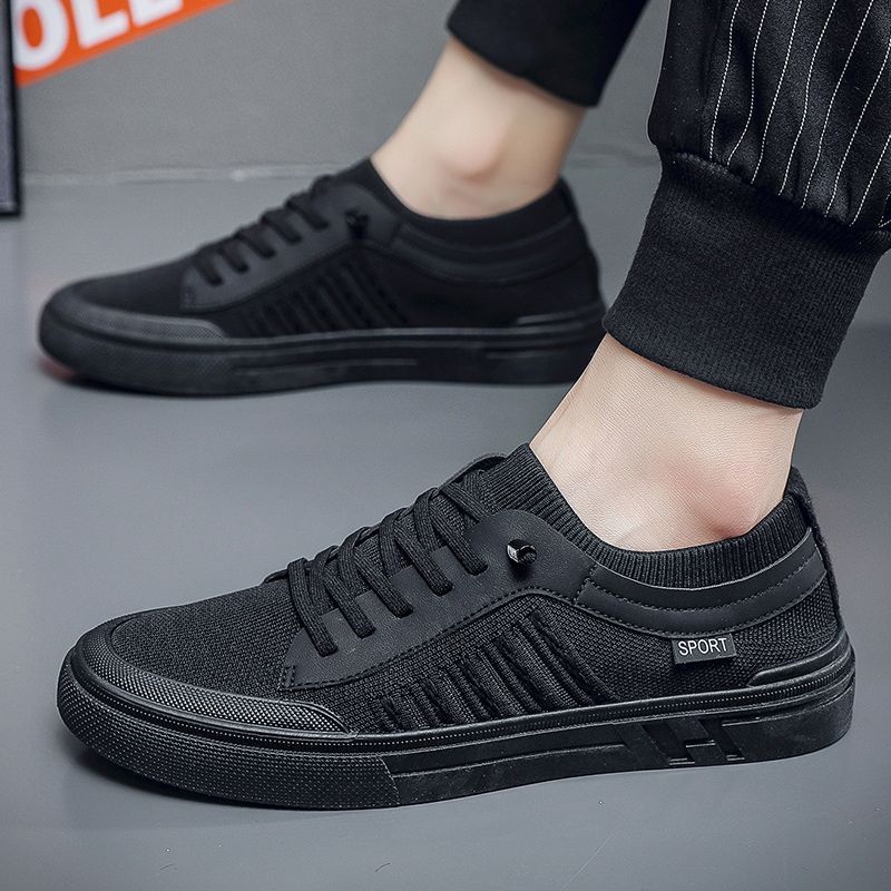 Loom & Soul™ Men’s Skateboard Shoes – Low-Top Casual Sneakers with Breathable Mesh Lining & Durable Injection Sole