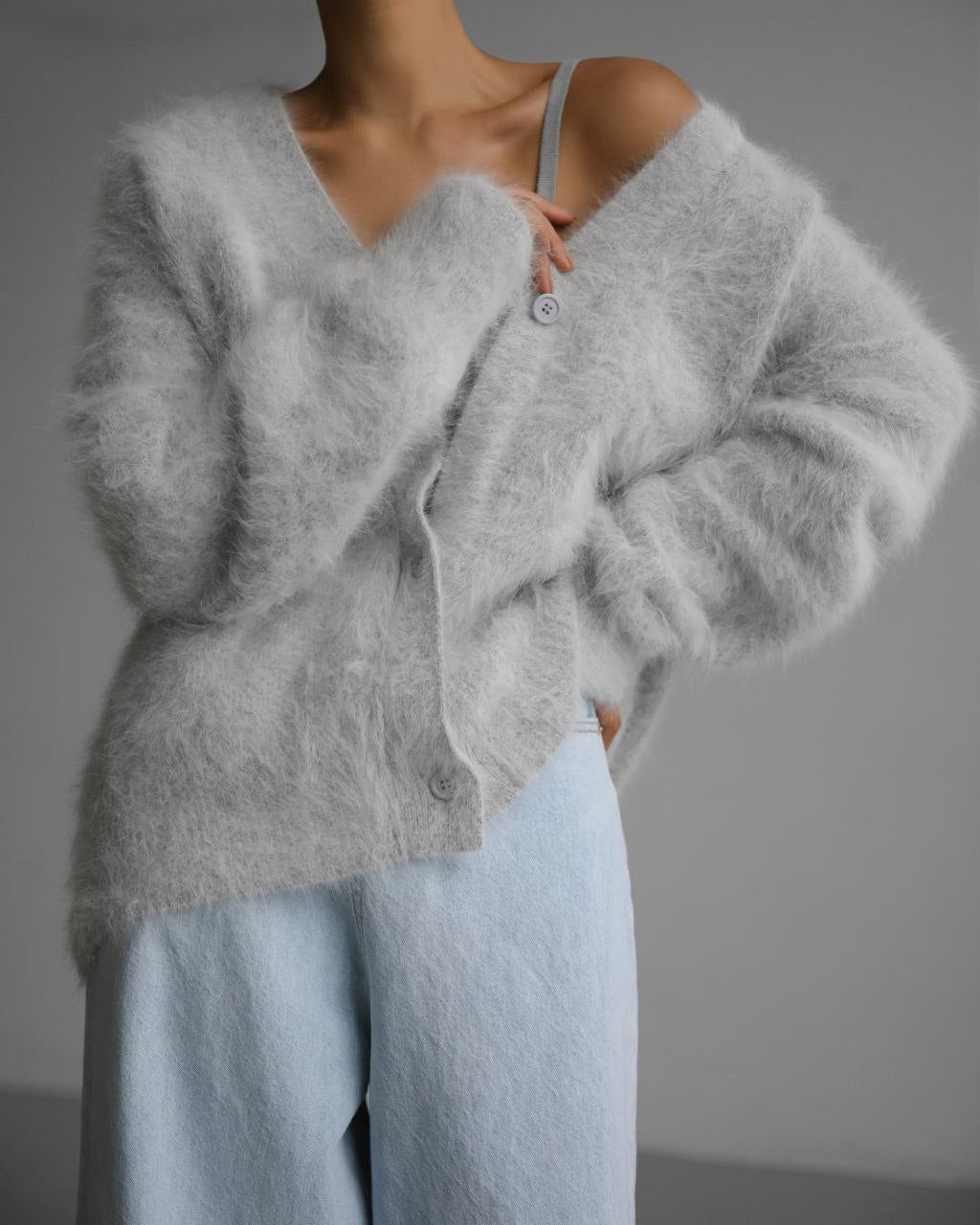 Loom & Soul™ Women’s Loose V-Neck Cardigan – Long Sleeve Knitted Button Sweater Top