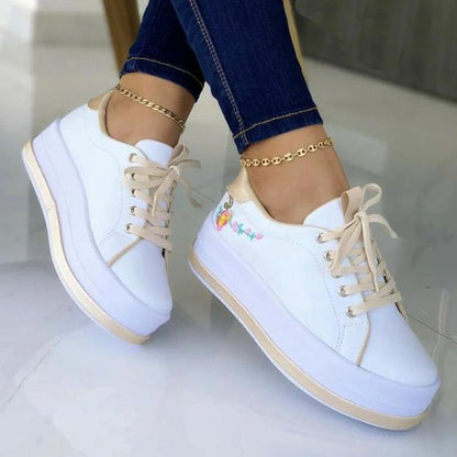 Baskets compensées brodées Loom & Soul™ – Chaussures en PU à lacets pour femme avec plateforme de 3 à 5 cm et semelle EVA