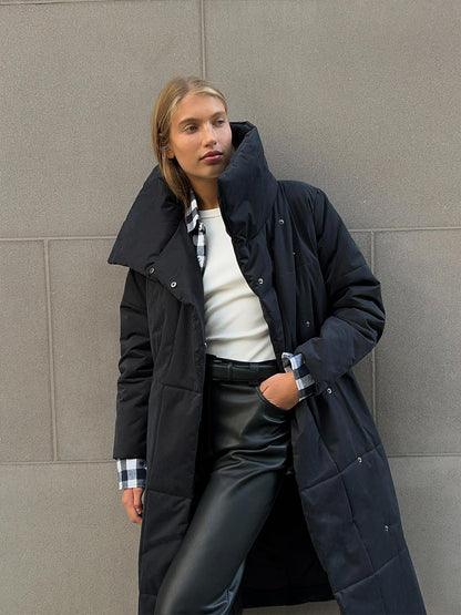 Manteau d'hiver à grand revers Loom & Soul™ pour femme – Longue veste matelassée en coton chaud avec ceinture et poches