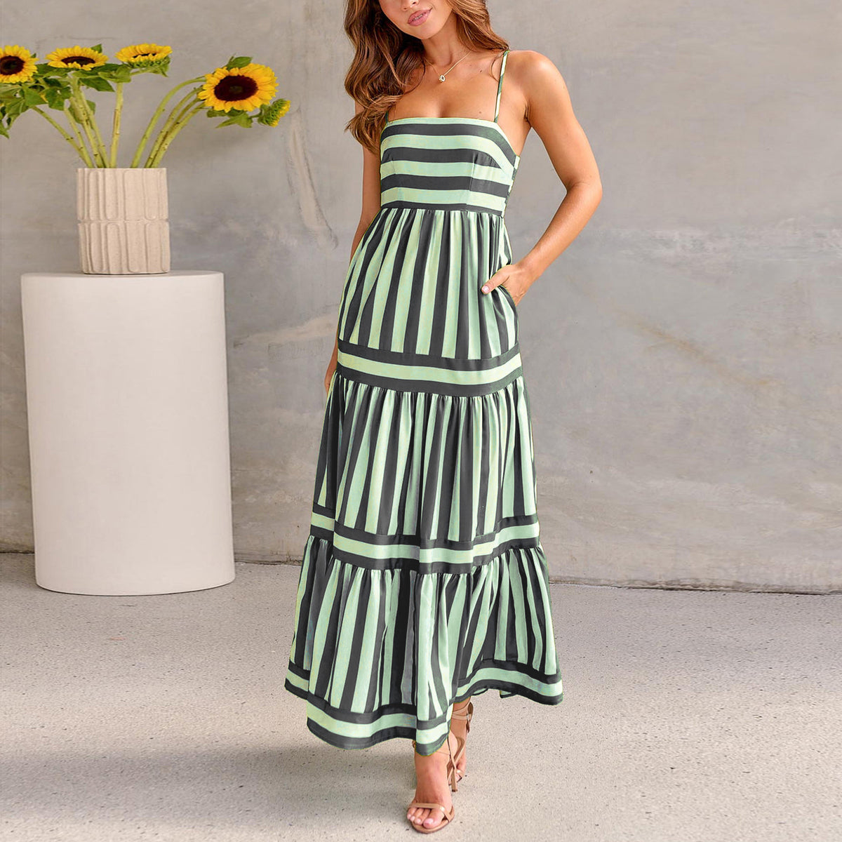 Robe longue rayée Loom & Soul™ – Robe de plage décolletée dans le dos à col carré pour femme avec poches