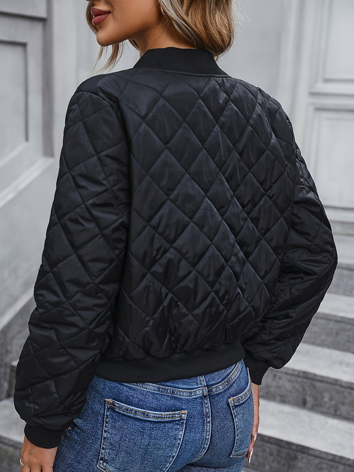 Women’s Zipper Flying Jacket – Elegant All-Season Crew Neck Outerwear