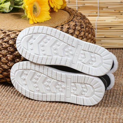 Women’s Faux Fur Slip-On Shoes – Cozy Winter Warm Beige Drawstring Loafers