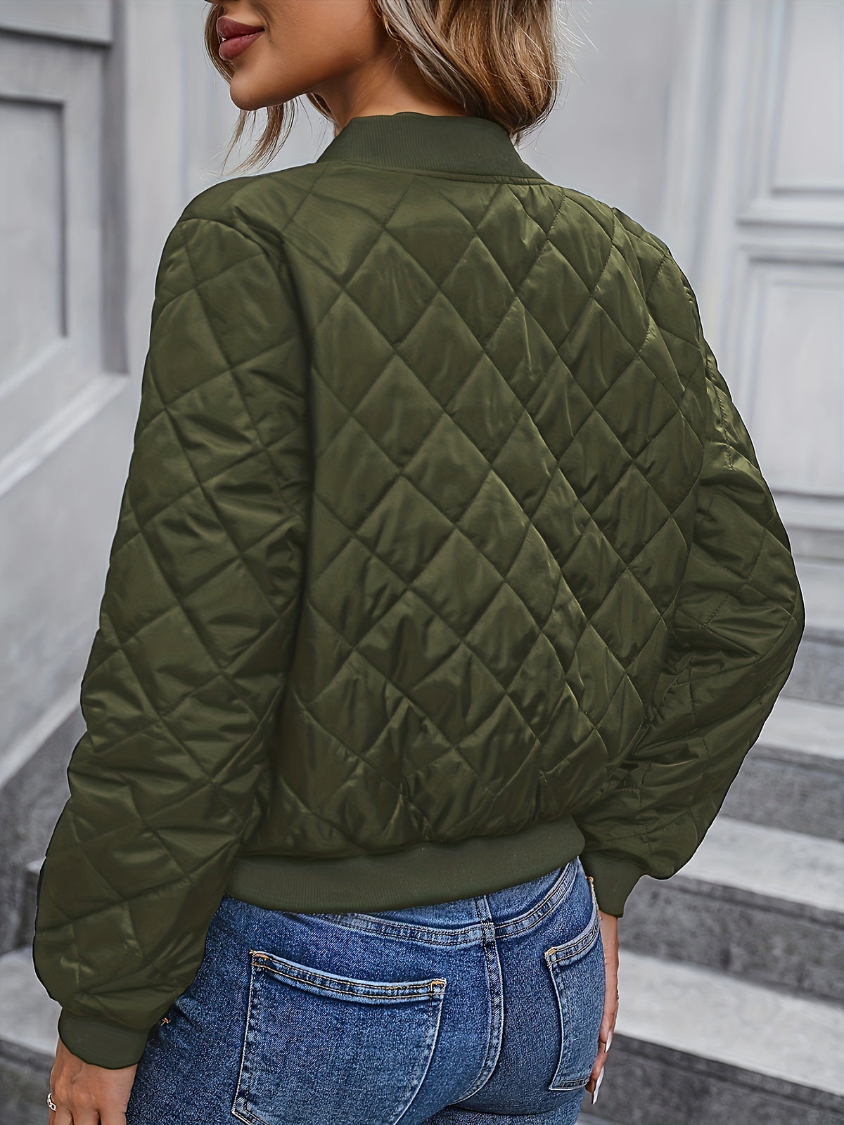 Women’s Zipper Flying Jacket – Elegant All-Season Crew Neck Outerwear