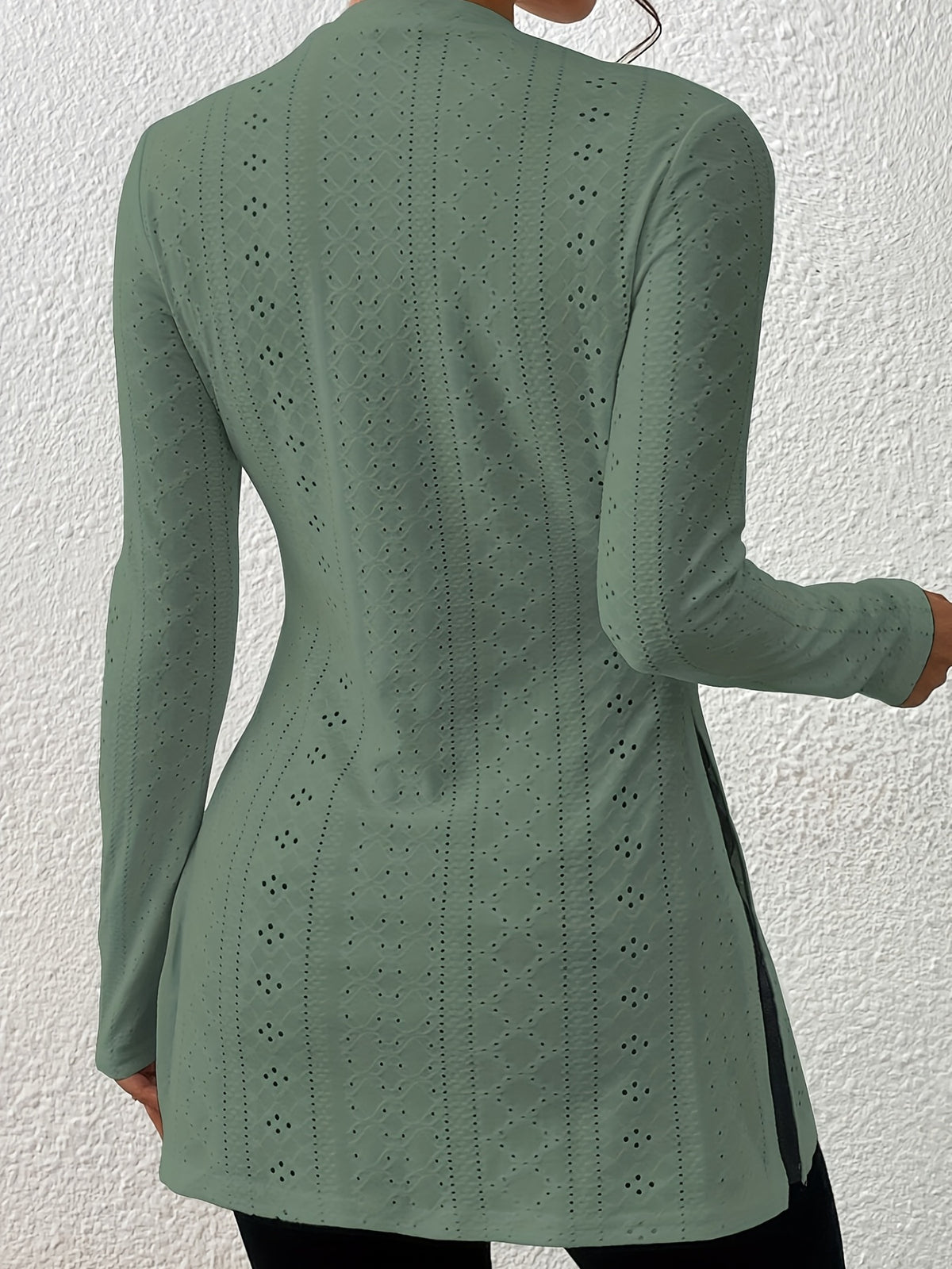 Elegant Long Sleeve Split Hem Top – Crew Neck Eyelet T-Shirt