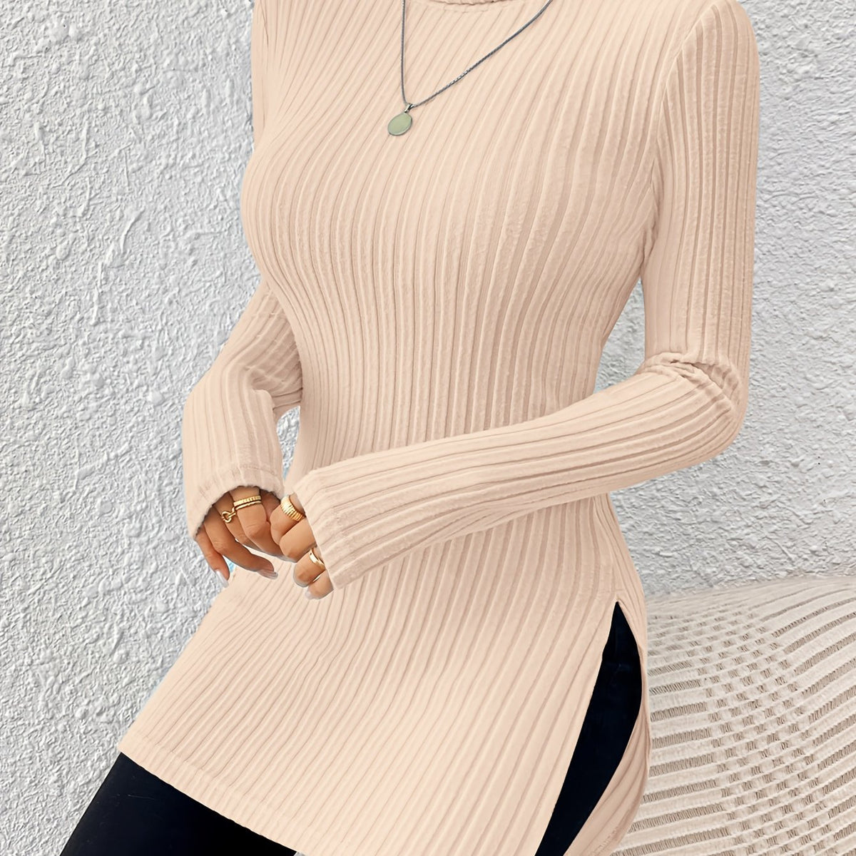 Haut élégant à col roulé pour femme – Tricot doux à manches longues et col montant