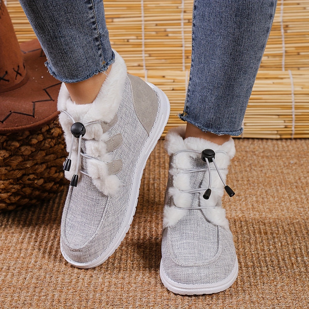 Women’s Faux Fur Slip-On Shoes – Cozy Winter Warm Beige Drawstring Loafers
