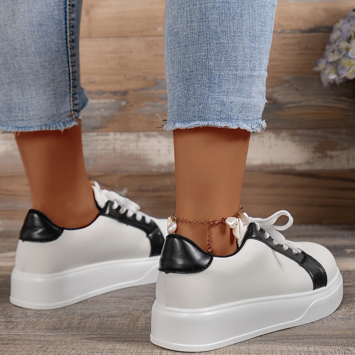 Loom & Soul™ Baskets rétro à lacets – Chaussures de marche en PU pour femmes avec talon compensé confortable de 3 à 5 cm et semelle en caoutchouc